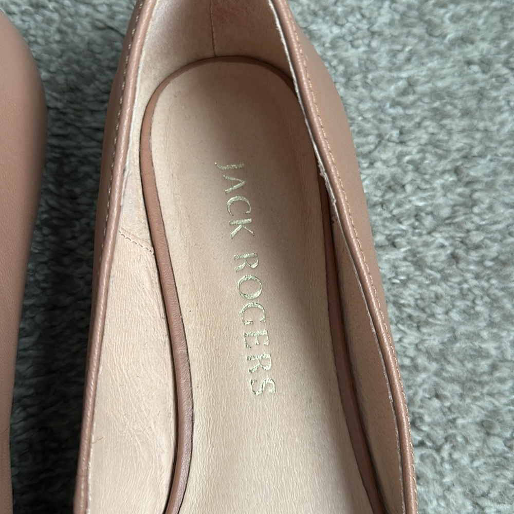 Jack Rogers Tan Bow Flats - Picture 2 of 5